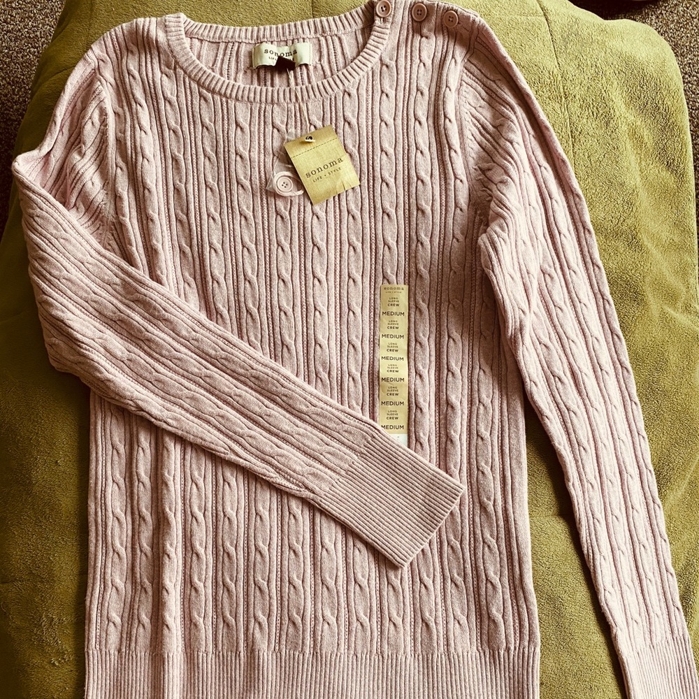 New Sonoma Sweater size Medium